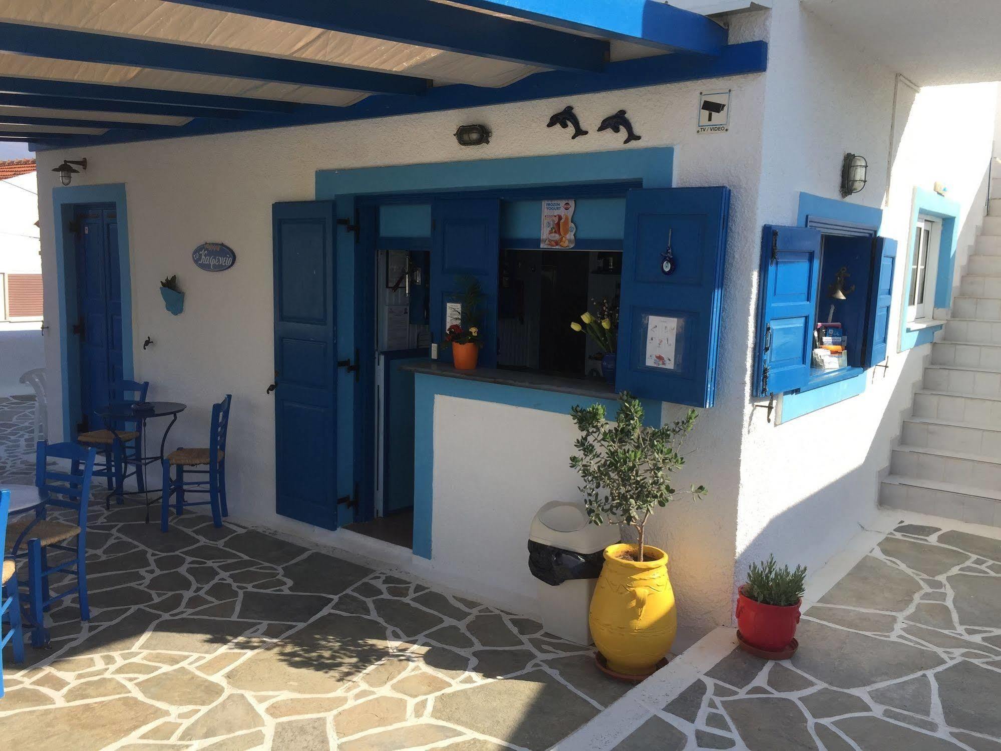 Blue Dolphin Studios And Apartment Vagia  Exterior foto
